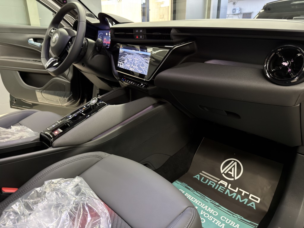 ALFA ROMEO JUNIOR 1200 HYBRID 145 CV TI KM0